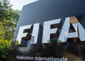 FIFA rebate críticas à FIFA Forward Enterprise e afirma que projeto não prevê privatização do futebol nem perda do controle sobre competições e governança.