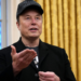 Elon Musk defende negociações com concessões à Rússia para buscar o fim da guerra na Ucrânia. Empresário criticou postura de diplomatas ocidentais sobre o conflito.