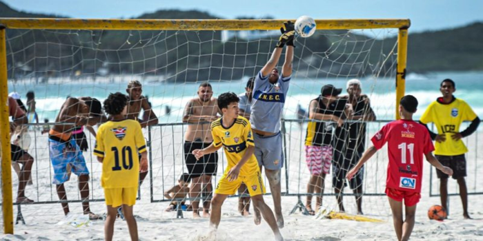Cabo Frio inicia neste sábado a 5ª Copa de Beach Soccer, com jogos na Praia do Forte até novembro.