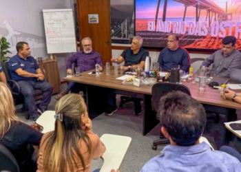 Rio das Ostras reúne gestores da UPA, do Hospital Municipal e do Pronto-Socorro para discutir melhorias.