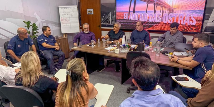 Rio das Ostras reúne gestores da UPA, do Hospital Municipal e do Pronto-Socorro para discutir melhorias.