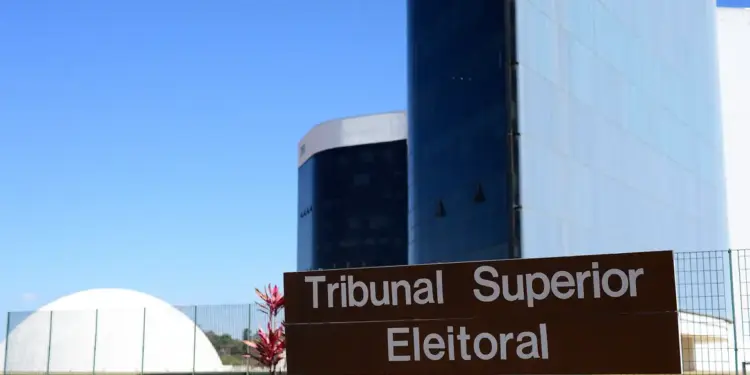 O TSE decidiu manter o limite de R$ 4,9 bilhões para os gastos das campanhas eleitorais de 2026, preservando as mesmas regras aplicadas nas eleições gerais de 2022.