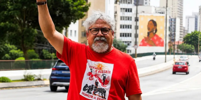 Edmilson Costa, do PCB, apresenta propostas para 2026 com foco em reestatizações, participação popular, direitos trabalhistas e ampliação dos serviços públicos.