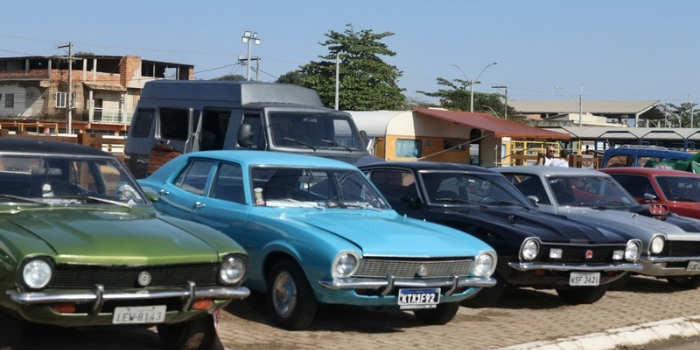 Macaé recebe a 9ª edição do Anual Quebradores Hoodride com mais de 200 carros antigos, música, praça de alimentação e entrada solidária.