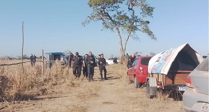 Famílias do acampamento Leonel Brizola 2 temem desocupação em fazenda do Grupo Othon, em Campos