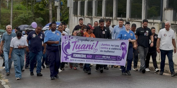 Carapebus por Tuani. Juntos na luta contra a violência contra as mulheres.
