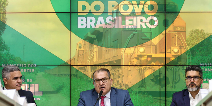 Governo federal quer elevar participação das ferrovias no transporte de cargas de 21% para 35% até 2050 e prevê R$ 1 bilhão para projetos em 2027.