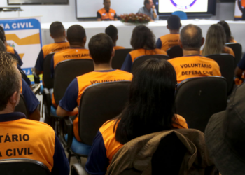 Macaé oferece 150 vagas gratuitas para formação de voluntários da Defesa Civil. Inscrições seguem até 21 de agosto.