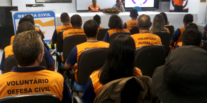 Macaé oferece 150 vagas gratuitas para formação de voluntários da Defesa Civil. Inscrições seguem até 21 de agosto.