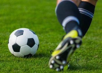 Brasileirão reúne jogos das Séries A e B e do futebol feminino entre sexta e segunda-feira. Confira a programação do fim de semana.