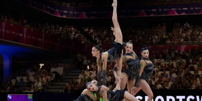 Brasil conquista dois ouros inéditos no Mundial de Ginástica Rítmica em Frankfurt e encerra competição com três medalhas e vaga para Los Angeles 2028.