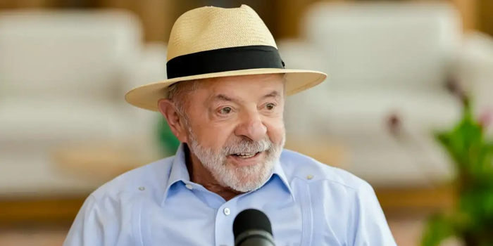 Lula volta a disputar a Presidência em 2026 pelo PT. Aos 80 anos, busca um novo mandato ao lado de Geraldo Alckmin.