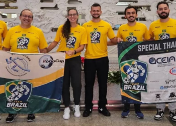 Equipe brasileira participa pela primeira vez do World Humanoid Robot Games, na China, com robôs humanoides movidos por inteligência artificial.