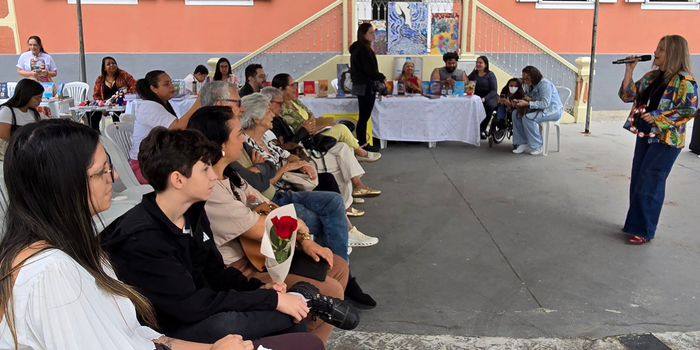 Sarau “Macaé em Versos e Memórias” reuniu escritores e artistas no Solar dos Mellos para celebrar a literatura e os 213 anos de Macaé.