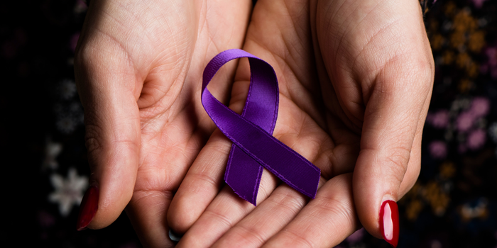 Evento realizado na Cidade Universitária, em Macaé, reuniu estudantes e especialistas para discutir prevenção à violência contra a mulher e os 20 anos da Lei Maria da Penha.