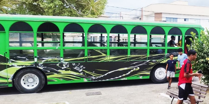 Rio das Ostras apresenta a Jardineira Cultural, projeto itinerante que levará moradores a oficinas, apresentações e ações culturais em diferentes regiões do município.