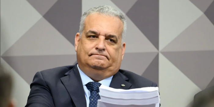 Alfredo Gaspar foi anunciado como vice de Flávio Bolsonaro na disputa presidencial de 2026. Conheça a trajetória política e profissional do deputado alagoano.