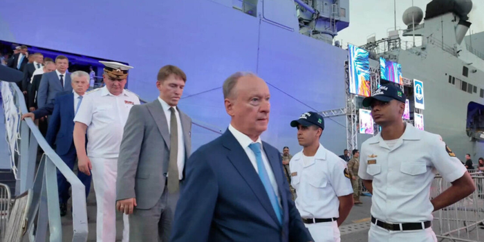 Assessor do presidente russo Vladimir Putin visita o Brasil, conhece o NAM Atlântico e participa de reuniões sobre cooperação em defesa, tecnologia, pesquisa científica e indústria naval.