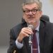 STJ pune Marco Buzzi com disponibilidade e propõe perda do cargo após acusações de assédio sexual.