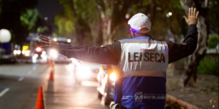Contran aprova novas regras da Lei Seca com triagem de álcool e previsão de testes para drogas.