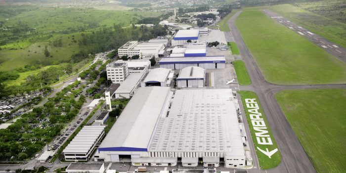 Carteira da Embraer chega ao recorde de US$ 34,5 bilhões após avanço das entregas, da receita e do lucro no segundo trimestre.