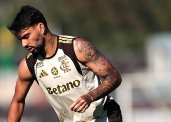 Flamengo investiu R$ 315,6 milhões na contratação de Lucas Paquetá, novo recorde do clube. Veja os valores gastos e as receitas com vendas de jogadores.