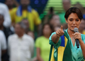 PL oficializa Michelle Bolsonaro como candidata ao Senado pelo Distrito Federal. Ex-primeira-dama não compareceu à convenção deste domingo.
