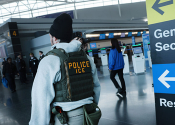 Professor brasileiro de jiu-jítsu Thiago Brito foi detido pelo ICE nos EUA durante viagem para Orlando. Academia arrecada recursos para defesa jurídica.