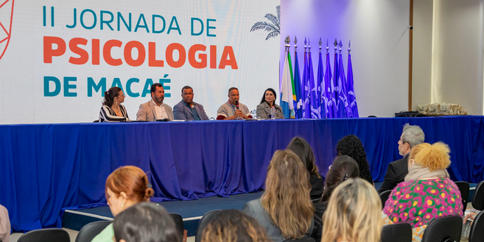 Macaé realiza a 2ª Jornada de Psicologia com debates sobre saúde, inteligência artificial e atuação profissional no serviço público.