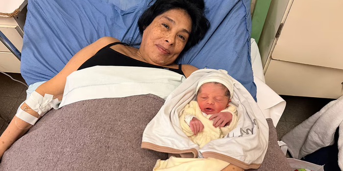 Argentina registra nascimento de bebê de mulher de 62 anos após fertilização in vitro.