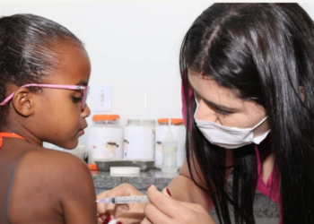 Campanha de multivacinação continua em São Francisco com doses para crianças e adolescentes menores de 15 anos.