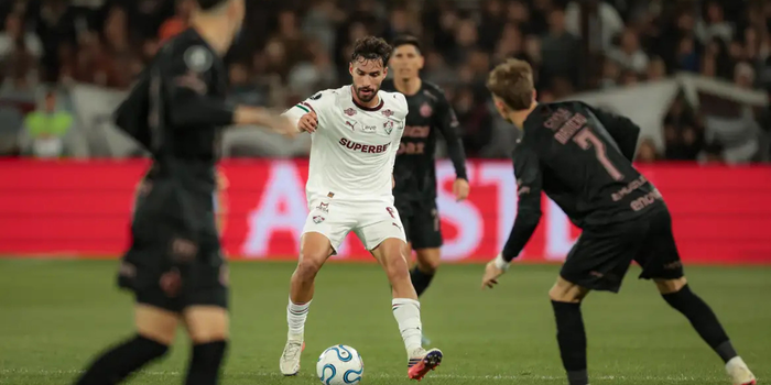 Martinelli, do Fluminense, recebe primeira convocação para a Seleção Brasileira e substitui João Pedro nos amistosos contra Austrália e Índia.