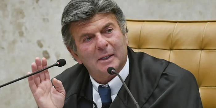 Fux suspendeu os efeitos de decisão de Dino e restabeleceu ordem do TSE sobre posts envolvendo Nossa Senhora Aparecida. Entenda o caso.
