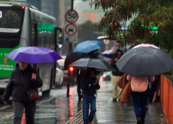 Massa de ar frio muda o tempo no Brasil nesta quarta-feira, com chuva forte no Sudeste, frio no Sul e calor no Norte e Nordeste.