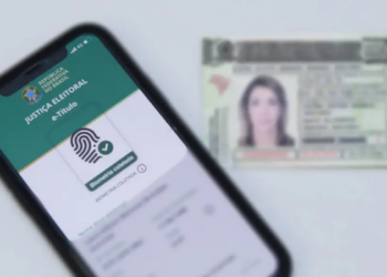 TSE lança ChatVote, assistente de inteligência artificial que responde dúvidas sobre as Eleições 2026. Ferramenta está disponível no e-Título e no Portal do TSE.