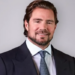 Daniel Vorcaro teria ameaçado divulgar informações sobre autoridades caso seu pai, Henrique Vorcaro, não consiga deixar a prisão para tratamento de saúde.