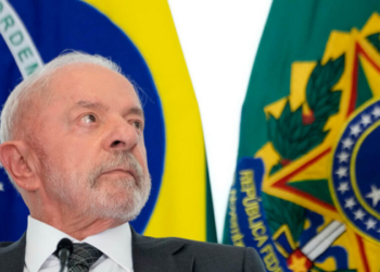 Lula cobra investigação ampla no caso Banco Master, defende transparência no STF e propõe mudanças no Judiciário.