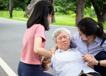 Altas temperaturas podem sobrecarregar o sistema cardiovascular. Saiba por que idosos e pessoas com doenças crônicas precisam de mais cuidados.