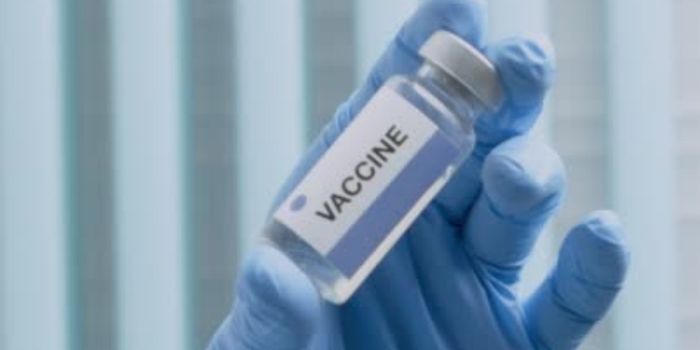 Fiocruz prepara estudo clínico de vacina brasileira de RNA mensageiro contra a Covid-19 com participação prevista de 90 voluntários.