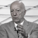 Claudio Carsughi morreu aos 93 anos após 27 dias de internação. Jornalista construiu longa carreira no futebol e no automobilismo brasileiro.