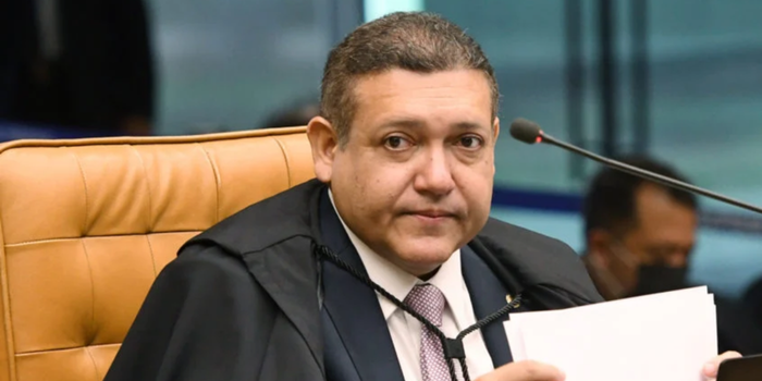 Material da PF revela contrato de R$ 427 milhões entre Banco Master e escritório de Camilla Ramos, mulher de desembargador do TRF-1.