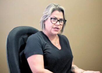 TRE-RJ defere candidatura de Francimara Azeredo a deputada estadual.
