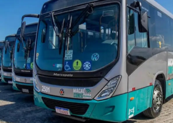 Macaé terá ônibus gratuitos no domingo de eleição. Veja horários, regras e como vai funcionar o transporte para os eleitores.