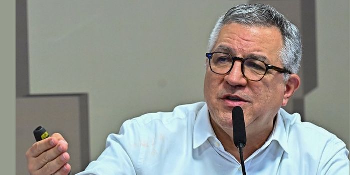 MP assinada por Lula proíbe bets no Brasil, bloqueia novos depósitos e estabelece prazos para saques, devolução de saldos e retirada dos sites do ar.