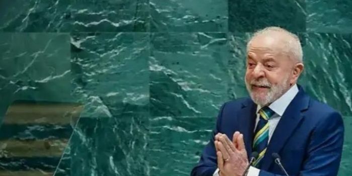 Lula critica o poder de veto na ONU, alerta para o risco de guerra global e cobra ação das grandes potências diante do aumento dos conflitos armados.