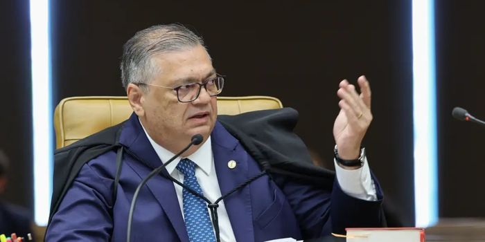 Lula cobra investigação ampla no caso Banco Master, defende transparência no STF e propõe mudanças no Judiciário.