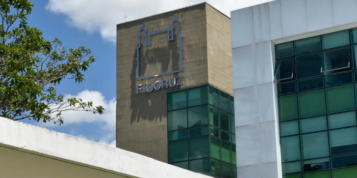 Fiocruz recebe autorização da Anvisa para iniciar testes clínicos de vacina brasileira contra covid-19 desenvolvida com tecnologia de RNA mensageiro.