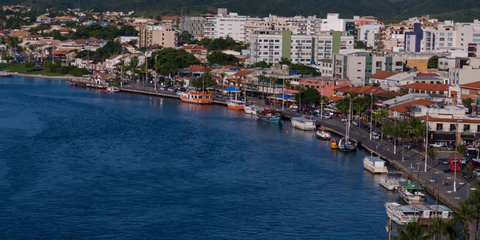 Cabo Frio recebe a 20ª edição do Festival Internacional de Dança, com bailarinos do Brasil e de países da América do Sul, workshops e competições.
