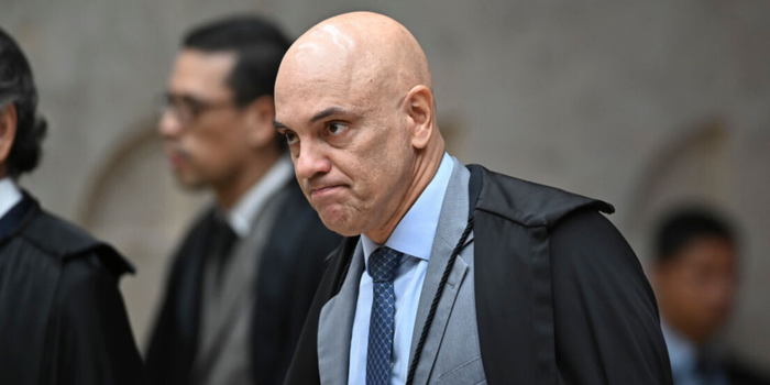 Crise no STF reacende no Senado o debate sobre impeachment de ministros. Moraes e Mendonça aparecem no centro das articulações políticas para 2027.