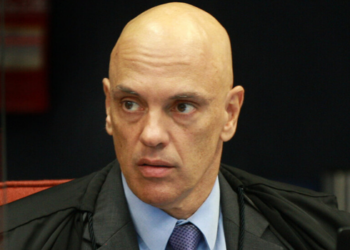 Alexandre de Moraes sinaliza que pretende participar da sessão do STF que analisará pedido de investigação apresentado por André Mendonça no caso Banco Master.